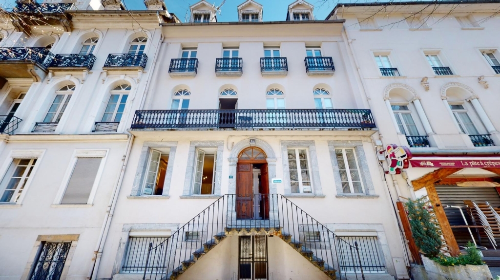 Bagnères-de-Luchon - location curiste LC-1585 n°1